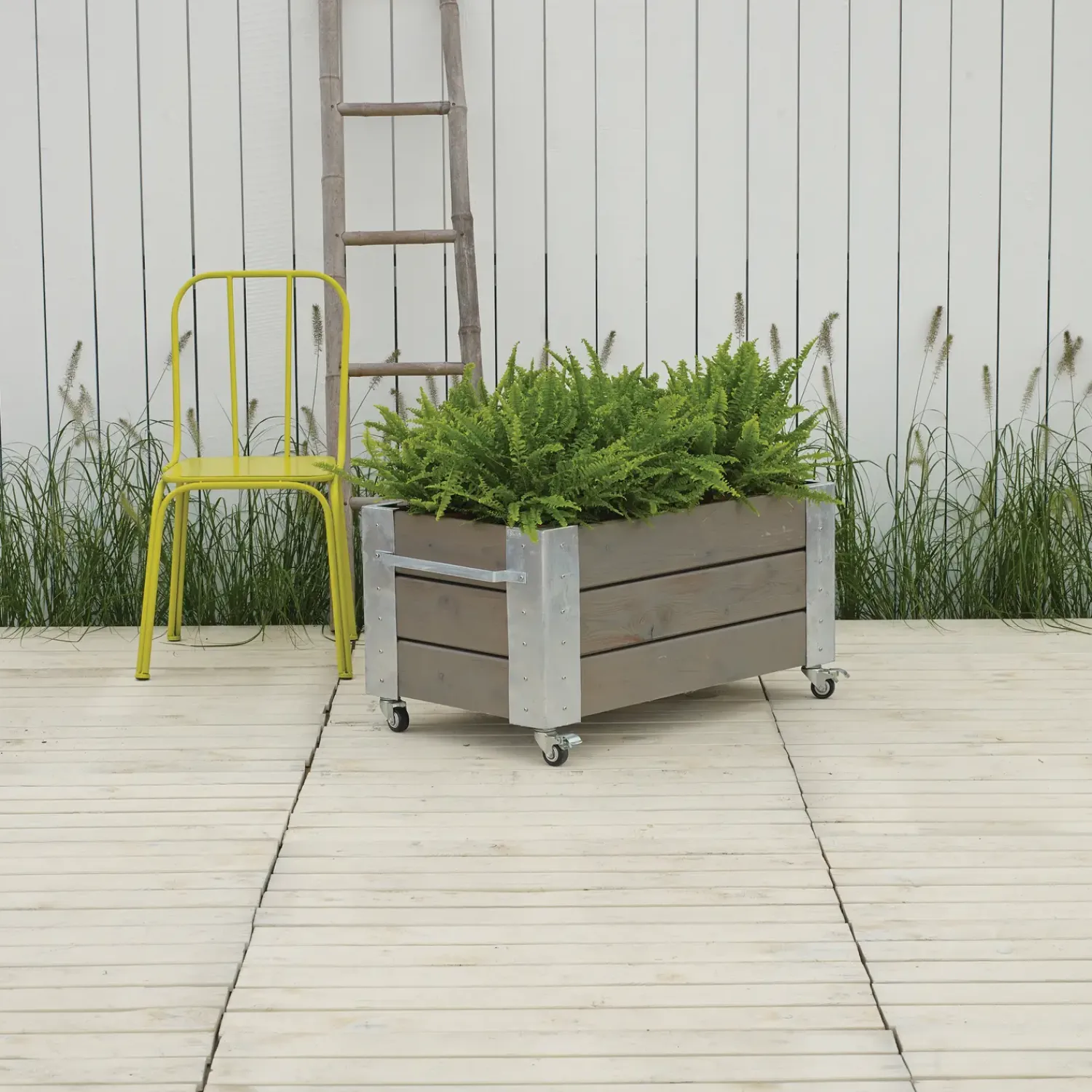 Best Plus Cubic blomsterkasse med hjul 87x50x45 cm gråbrun