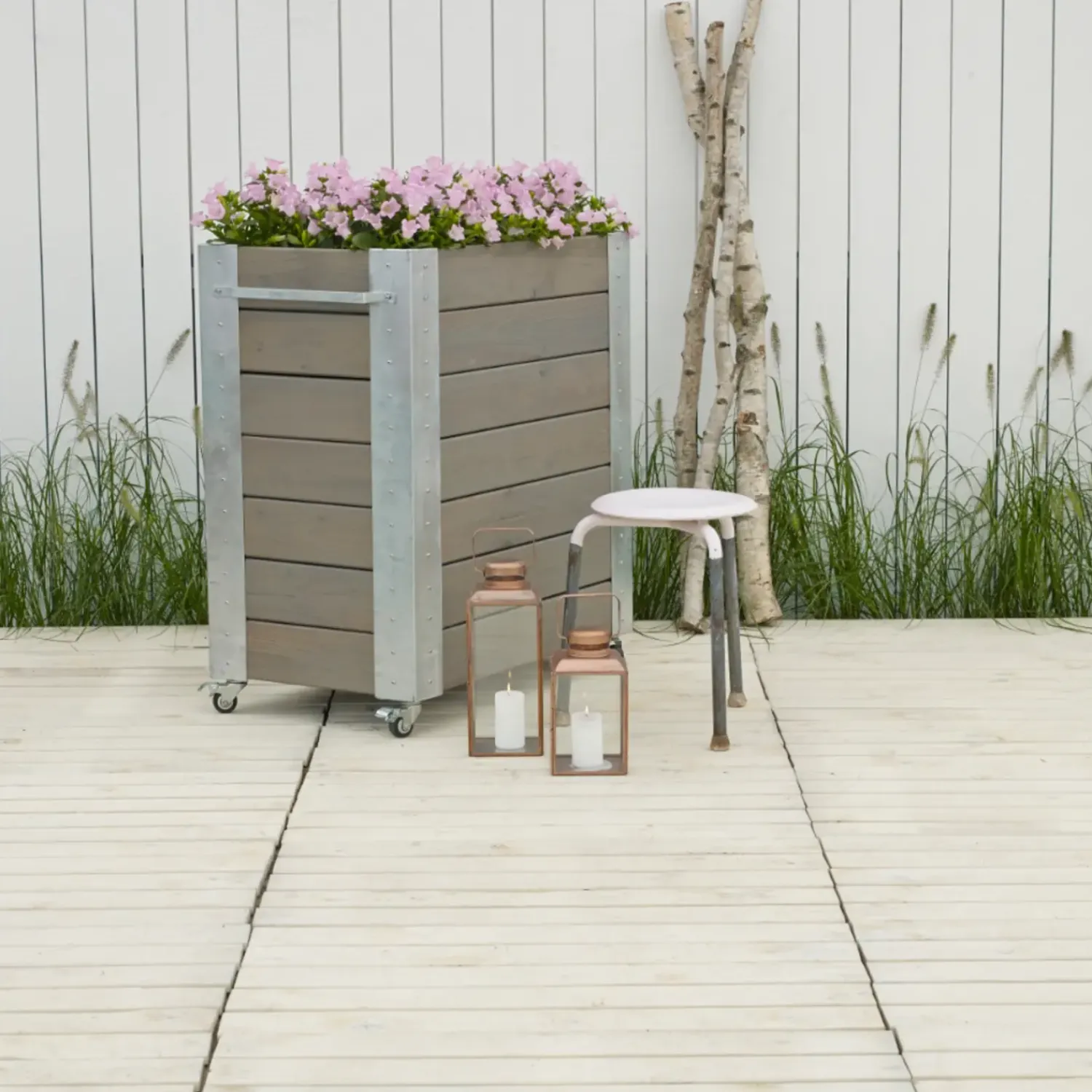 Best Plus Cubic blomsterkasse med hjul 87x50x45 cm gråbrun