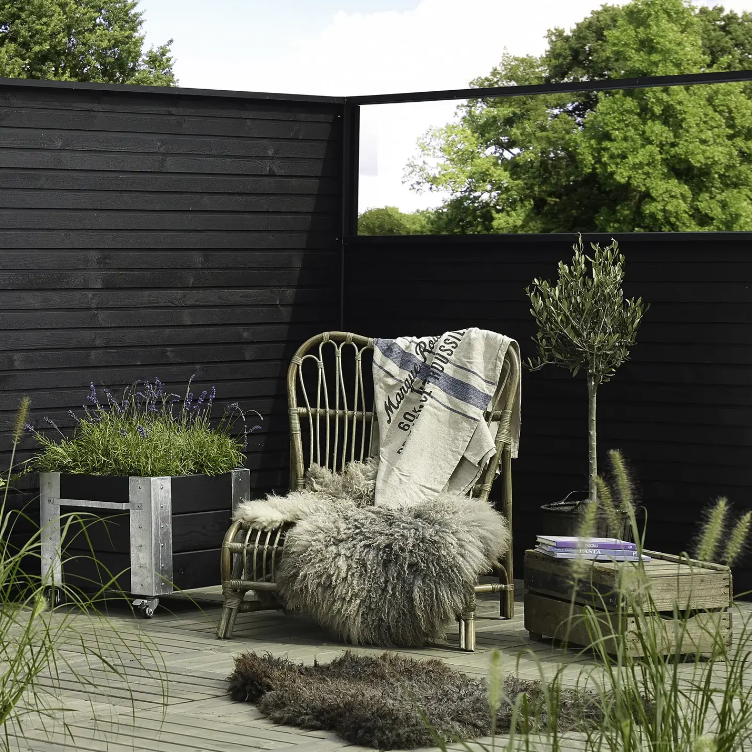 Hot Plus Plank profilhegn 174x91 cm sort