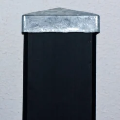Plus Tilbehør Til Hegn^pyramide stolpehat 71x71 mm varmgalvaniseret
