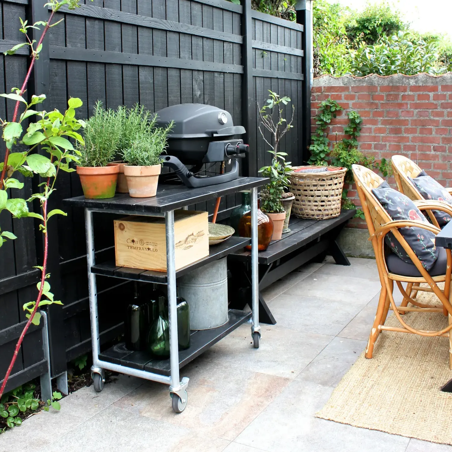 Discount Plus Rustik hegn 180x138 cm sort