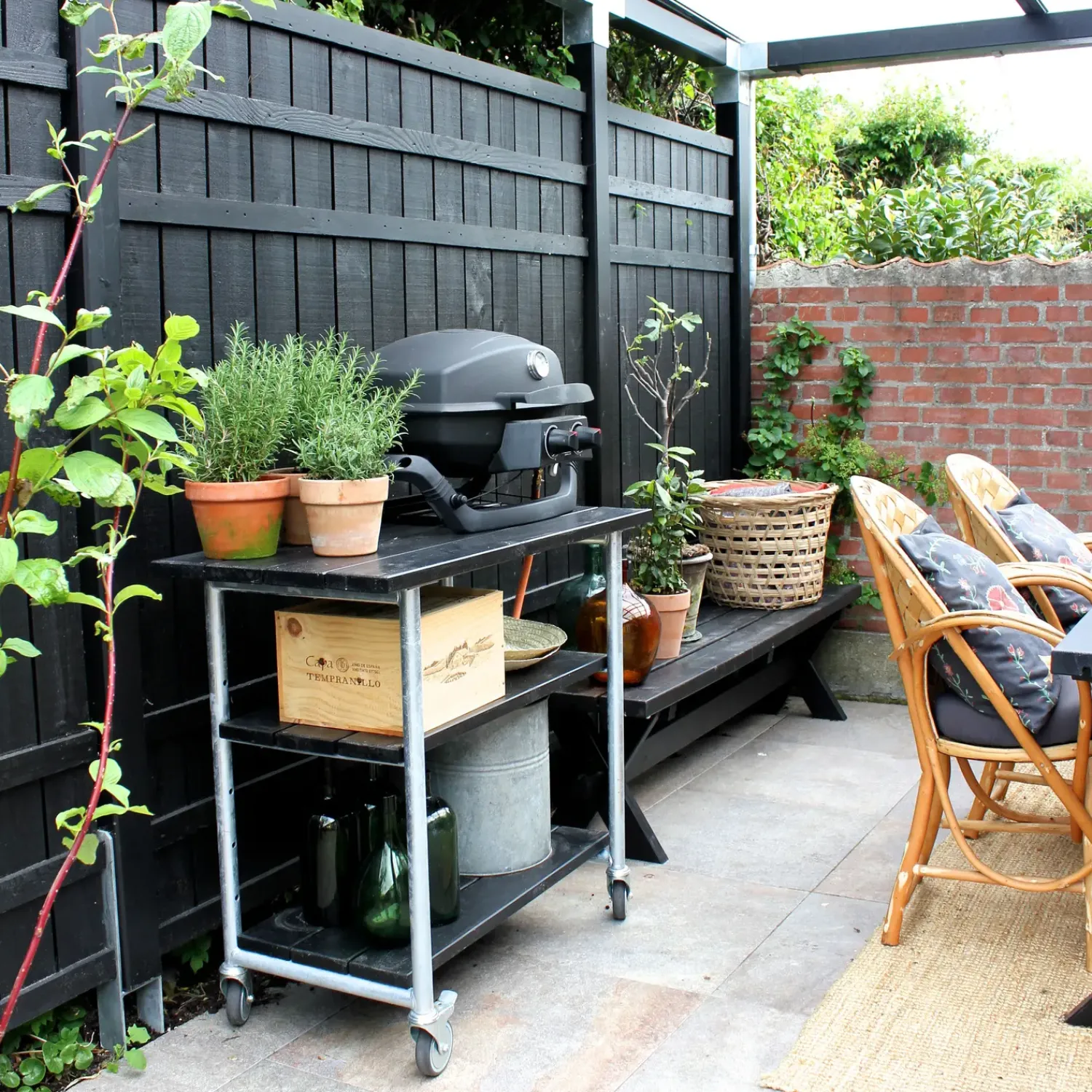 Discount Plus Rustik hegn 180x138 cm sort