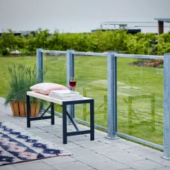 New Plus Stålstolpe m/fod 8x8x96 cm  inkl. 1 stk. stolpeafdækning/bolte