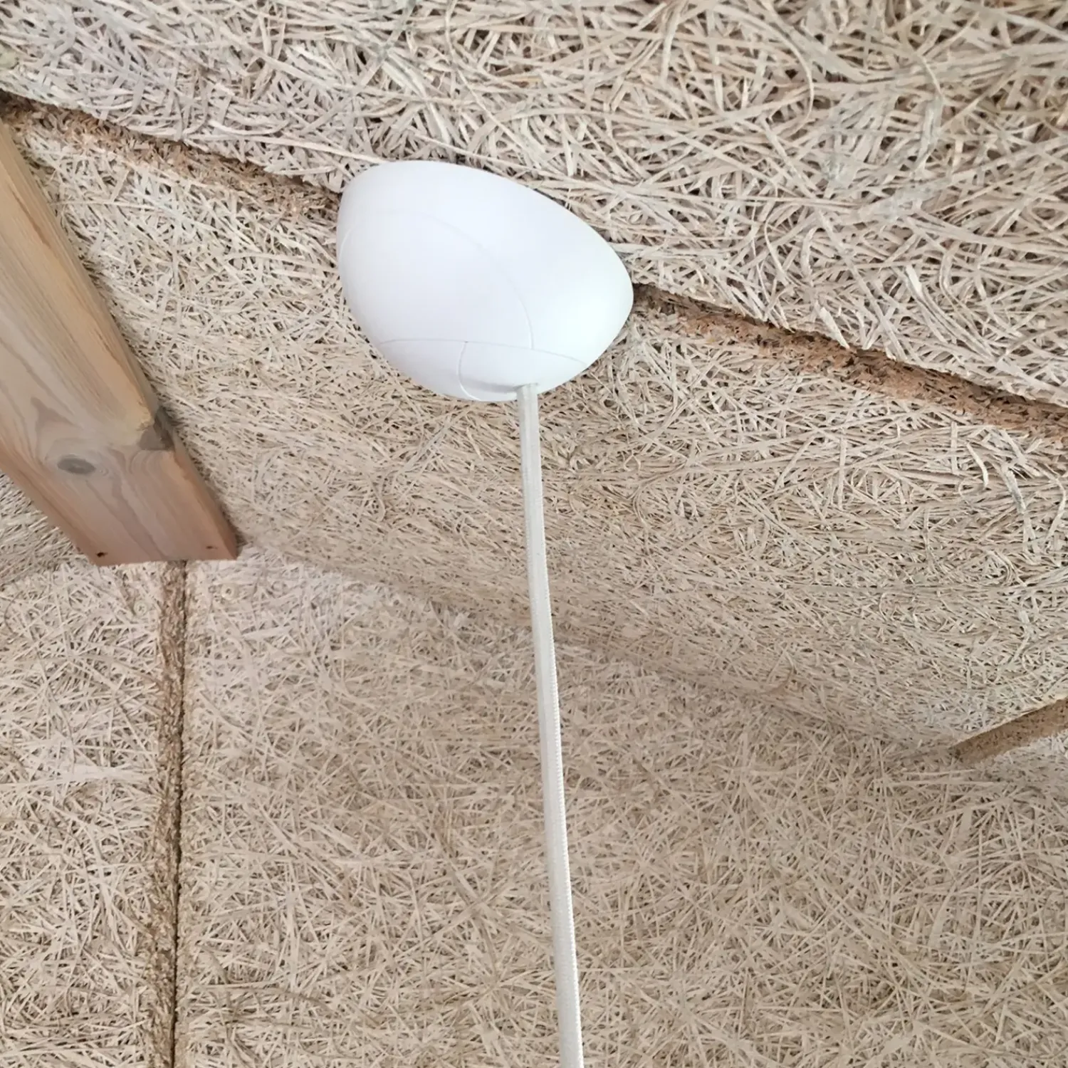 New Dyberg Larsen Rosetta loftsroset skrå/lige lofter hvid 0-45°