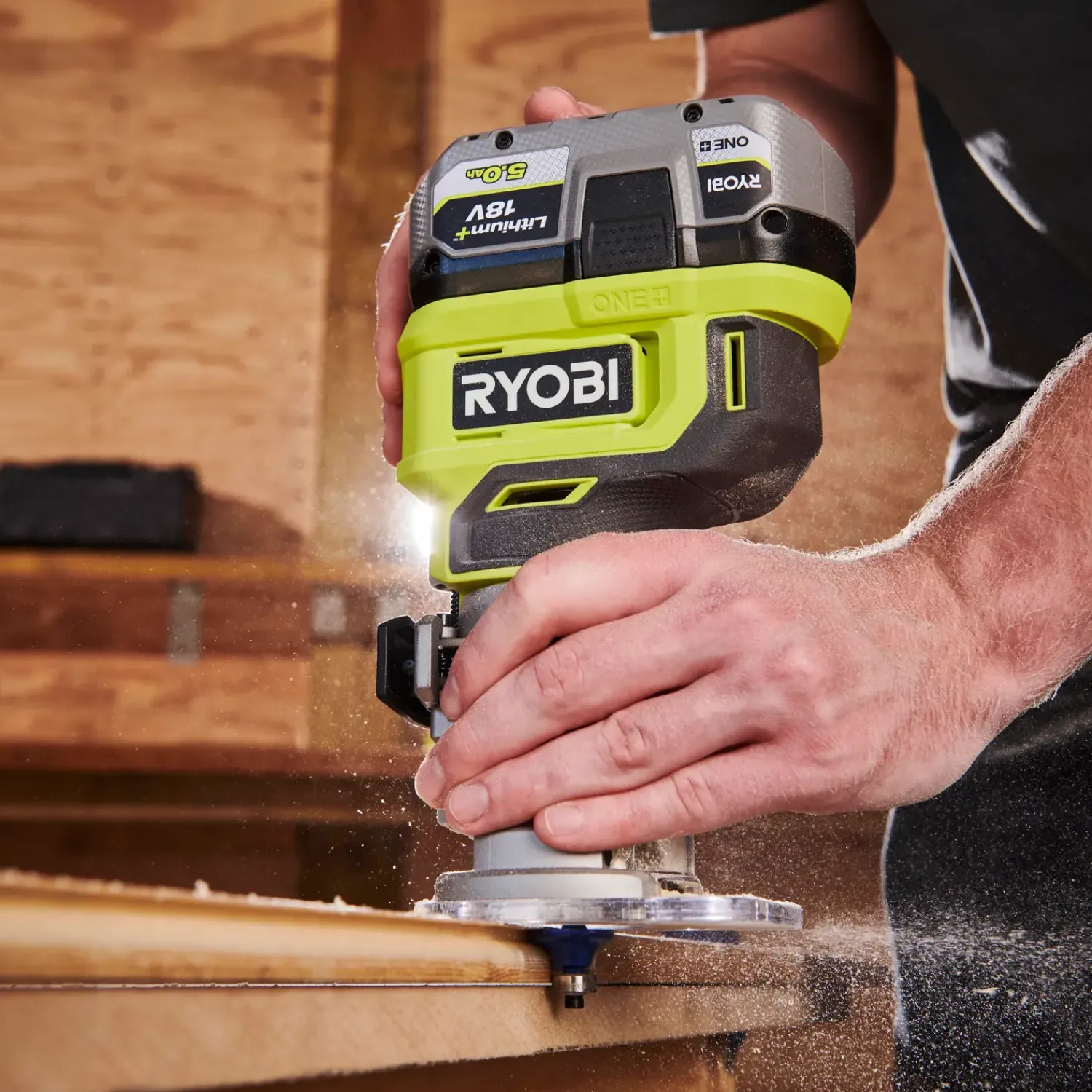 Discount Ryobi RTR18-0 overfræser 18V ONE+ solo