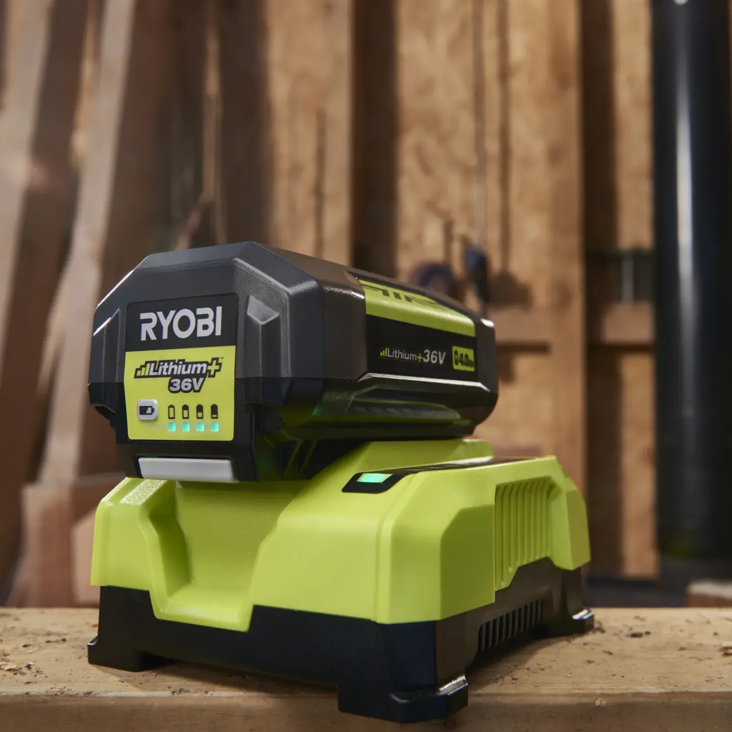 Ryobi Batterier Og Opladere^RY36C60A 36V MAX POWER hurtiglader
