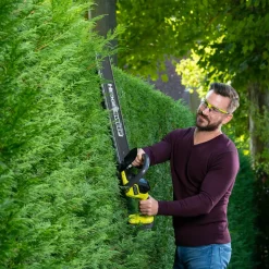 Ryobi Hækkeklippere^RY18HT55A hækkeklipper 1x2.0 Ah batteri/lader 18V ONE+