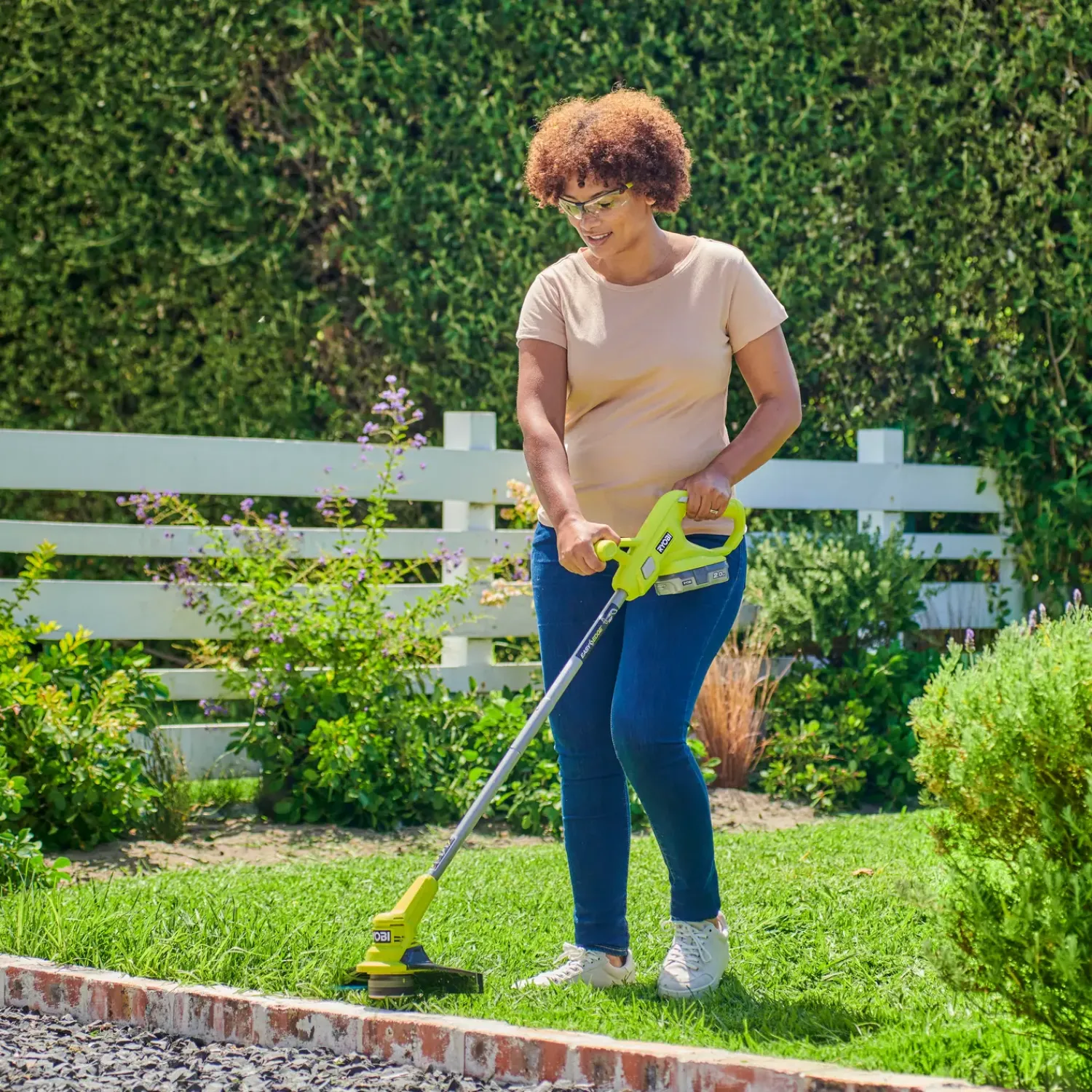 Discount Ryobi RY18LT23A-120 græstrimmer 1x2.0 Ah batteri/lader 18V ONE+