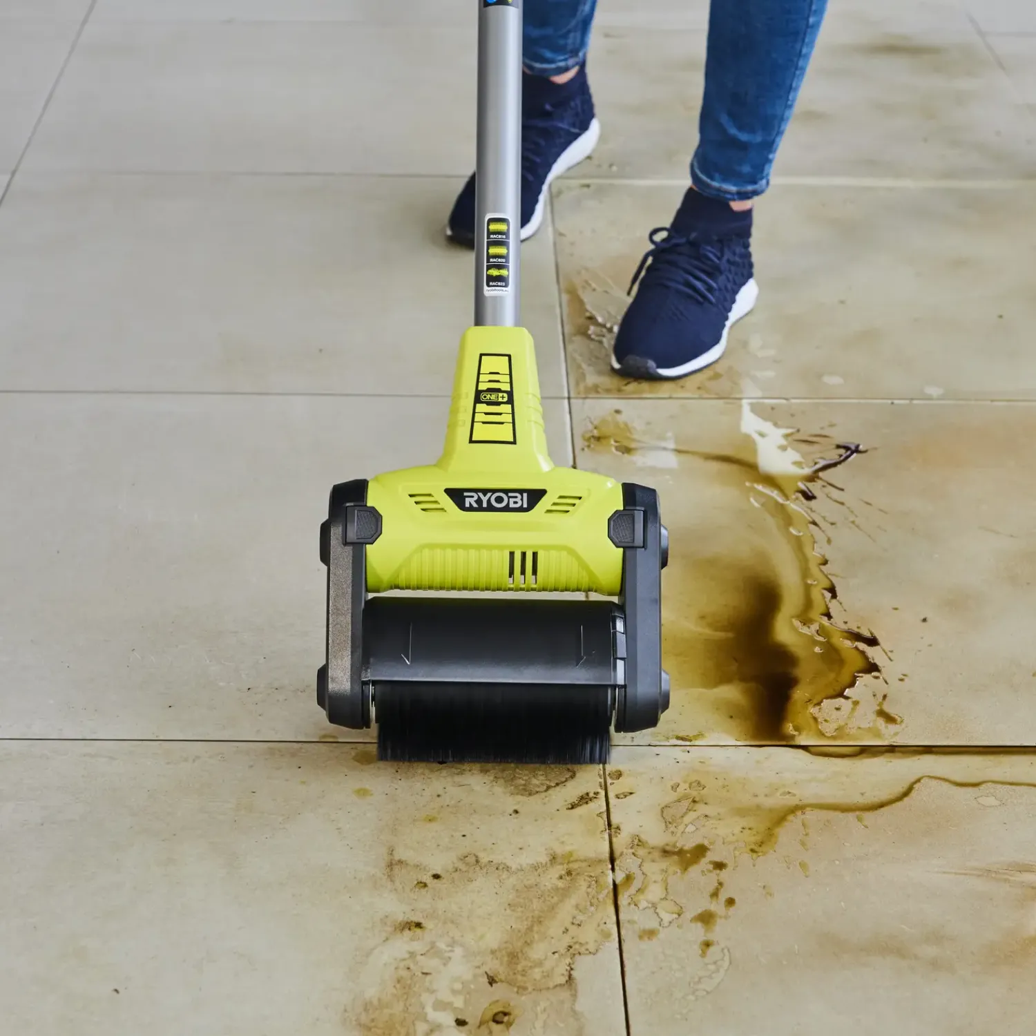 Ryobi Kantskærere Og Fugerensere^RY18PCB-0 18V ONE+ terrasserenser m/multibørste solo