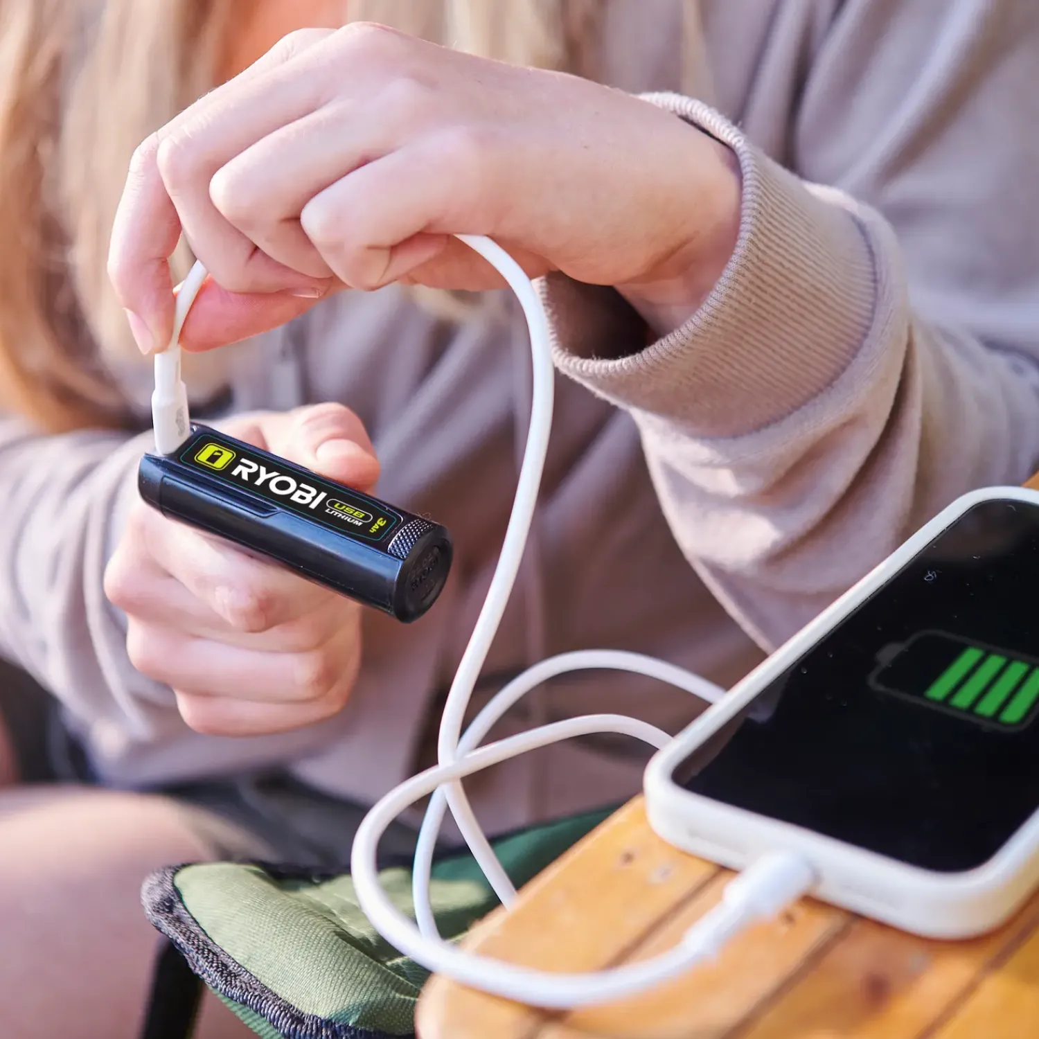 Ryobi Batterier Og Opladere^4V 3,0 Ah USB lithium batteri