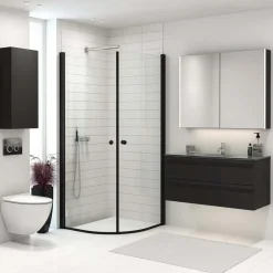 Scanbad Brusedøre Og Brusevægge^brusehjørne m/buet svingdør 74x200 cm mat sort/klar glas