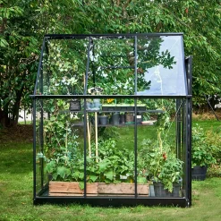 Halls Drivhussokler^Sokkel til Qube 66 3,9 m²