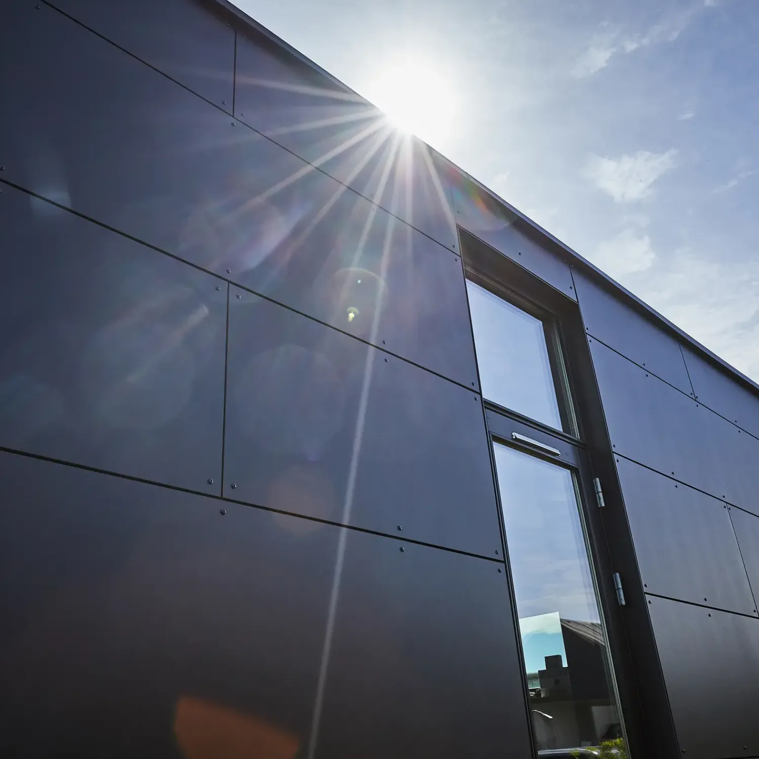 Hot Swisspearl Zenor fibercementplade 8x1192x2500 mm antracit