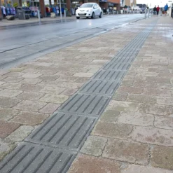 Online RBR Taktil ledelinie grå 30 x 30 x 7 cm