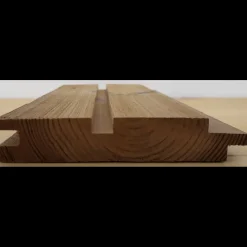 Outlet ThermoWood TGUU beklædning børstet 21x117 mm fyr x 3,6 m