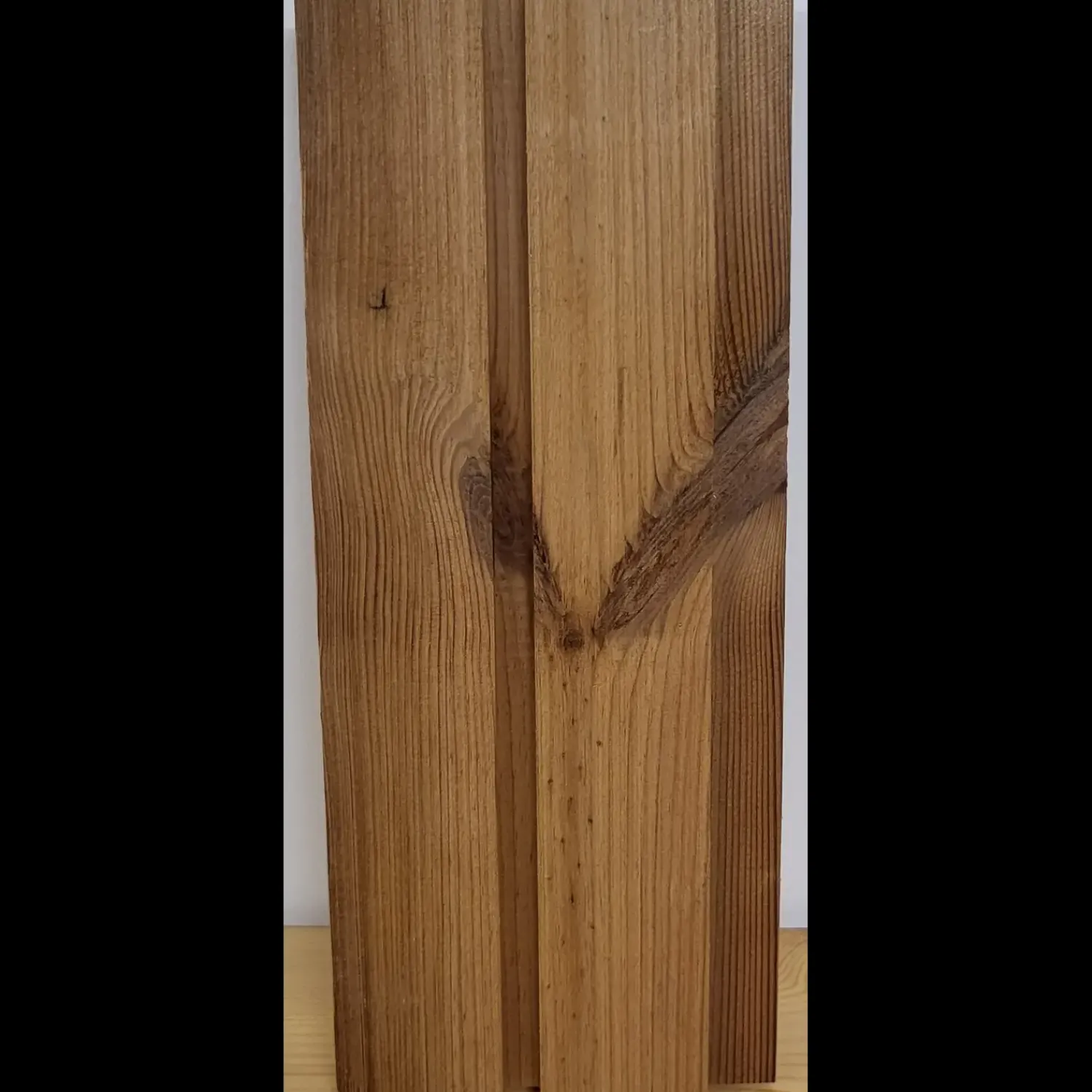 Outlet ThermoWood TGUU beklædning børstet 21x117 mm fyr x 3,6 m