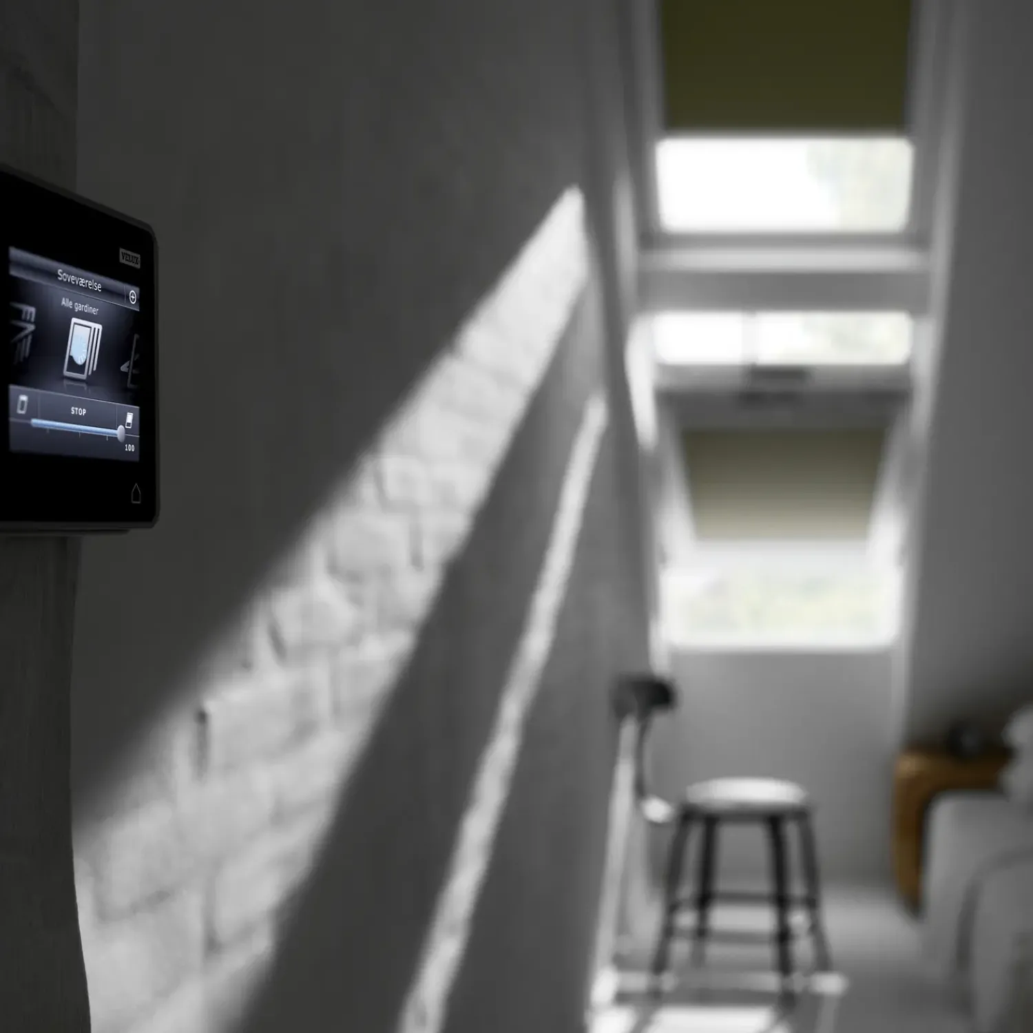 Velux Vinduer^GGU MK08 006821 fjernbetjent vippevindue hvid polyurethan 78x140 cm