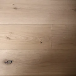 Outlet Wallmann Herregårdsplank parketgulv i eg, børstet invisible matlak 15x260x2200 mm