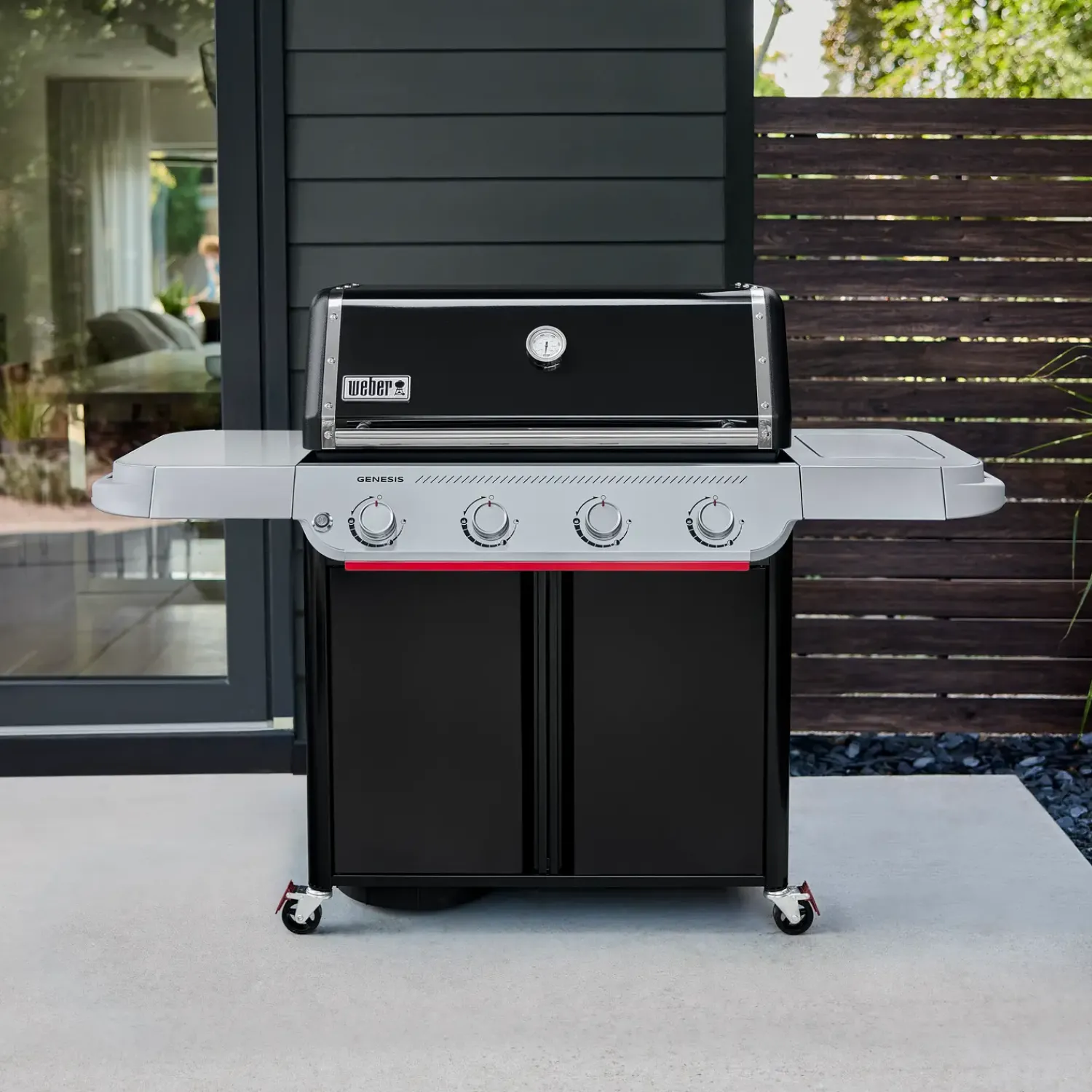 New Weber ® Genesis® E-415W gasgrill