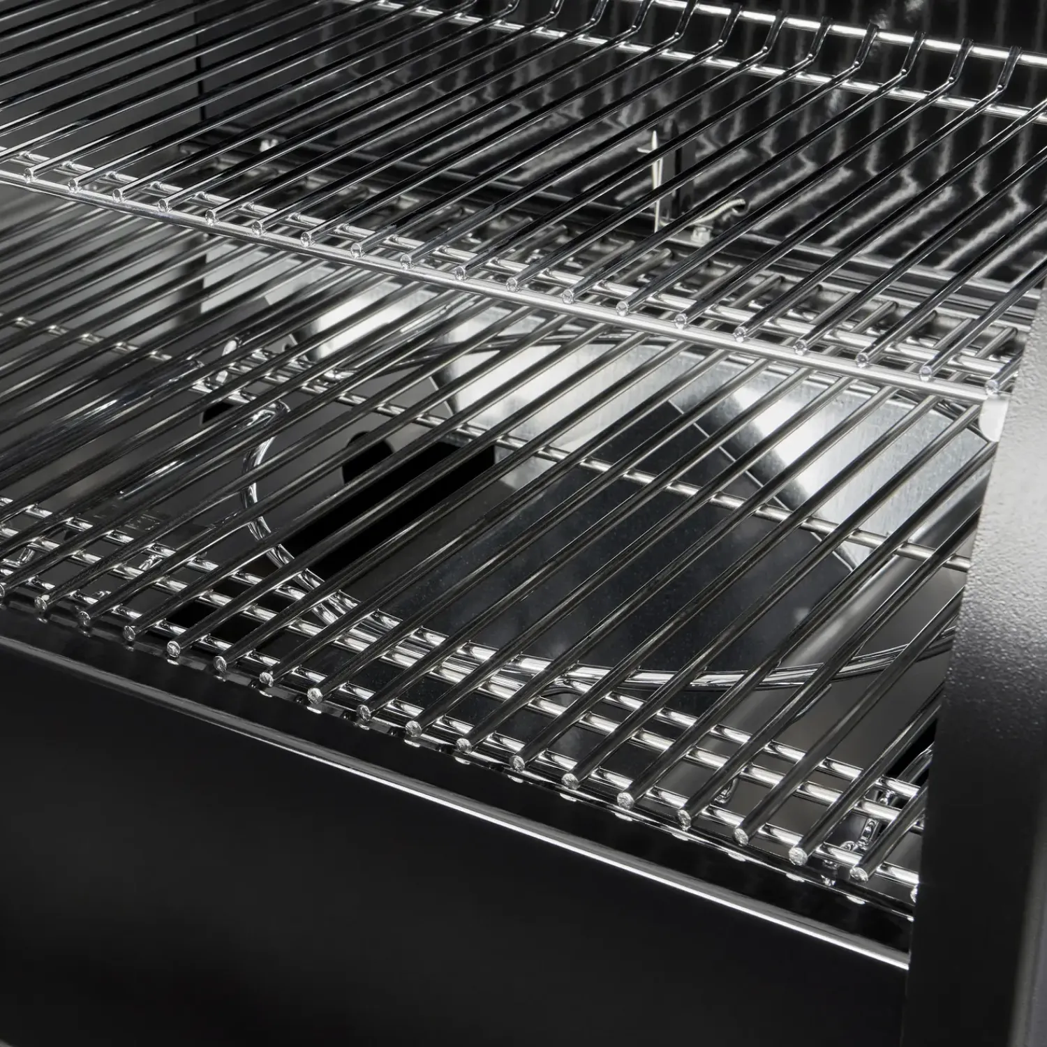 Weber Rygeovne Og Pillegrill^® SmokeFire EPX4 træpillegrill Stealth Edition